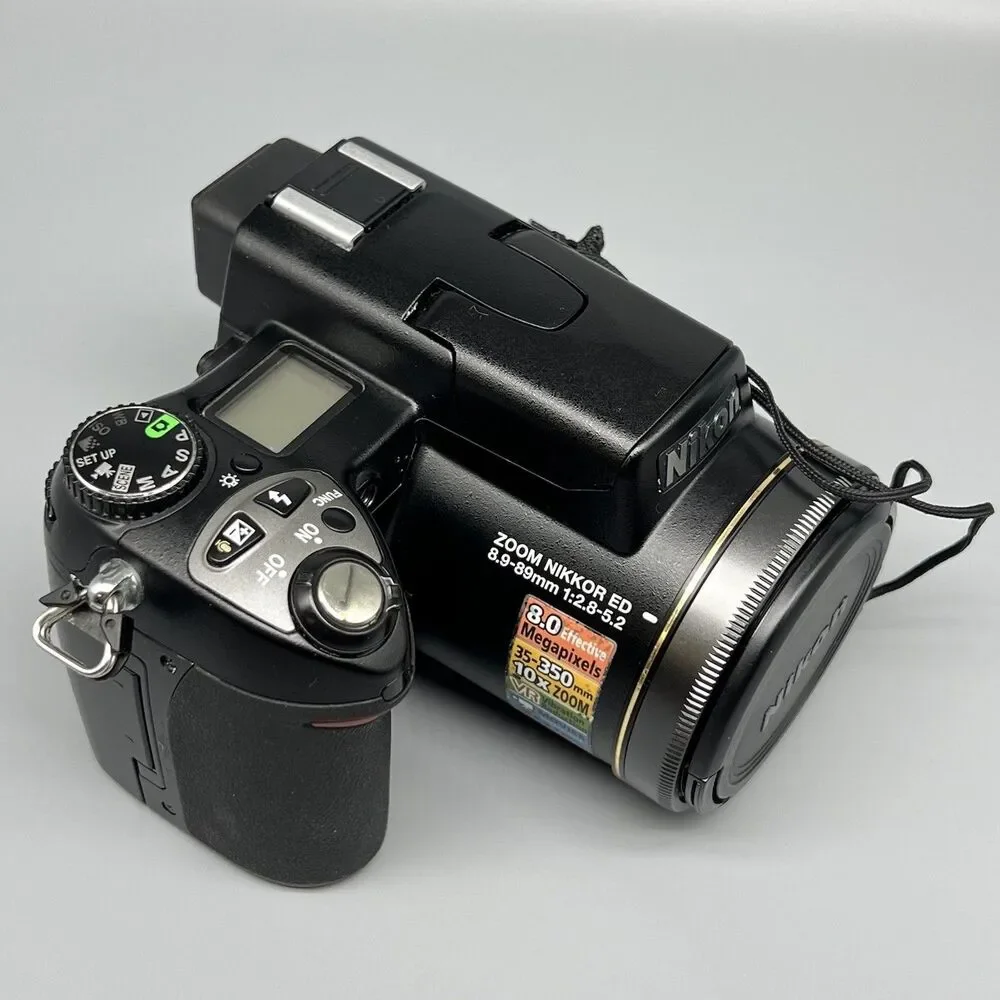 Nikon Coolpix 8800 VR 8MP Digital Camera BODY ONLY - WORKS - NO BATTERY/CHARGER